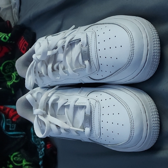 USED, Air Force 1s Youth Boys Size 6.5 - Picture 2 of 6